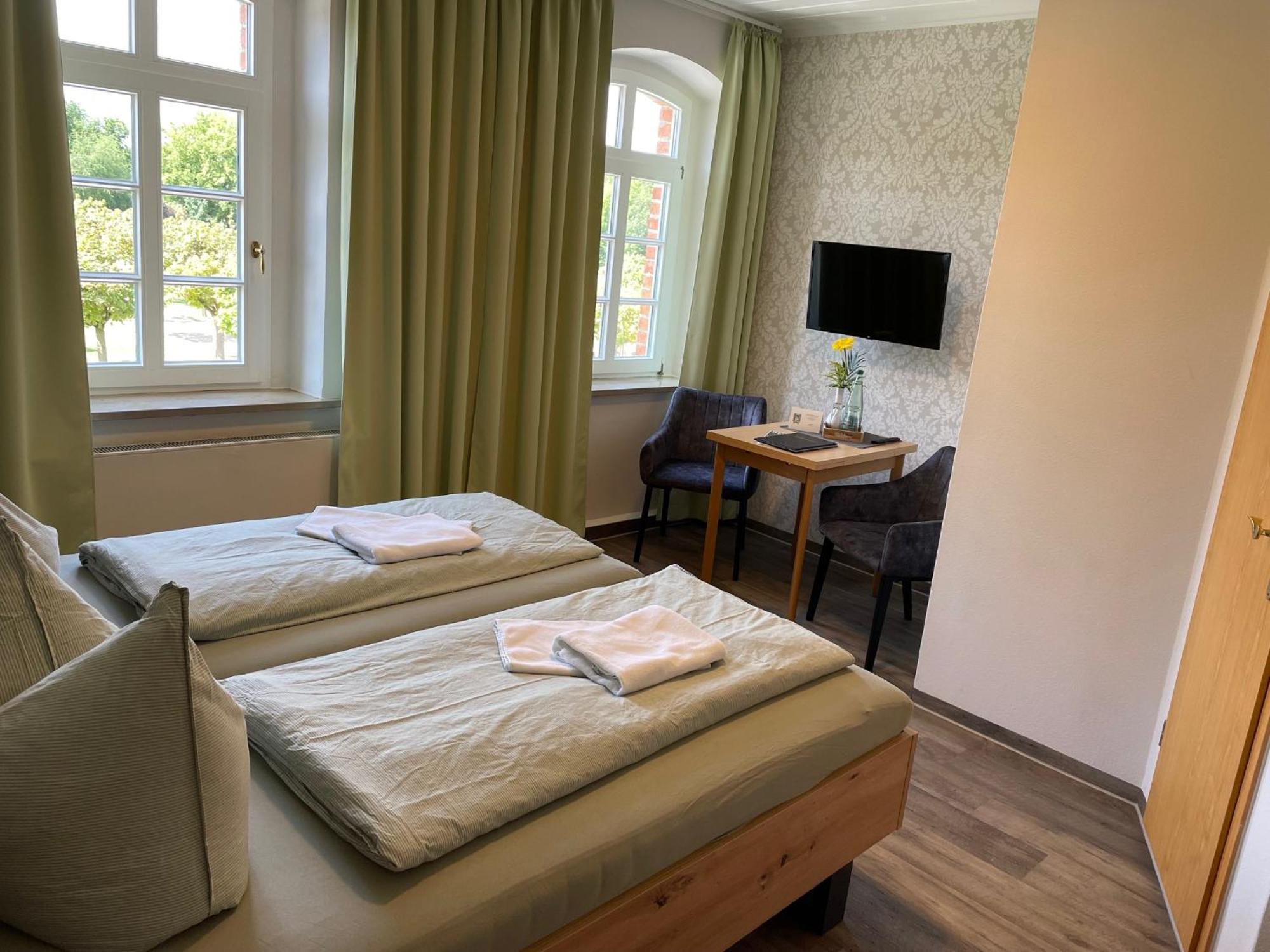 Appartments Zur Schlosswache Delitzsch Buitenkant foto