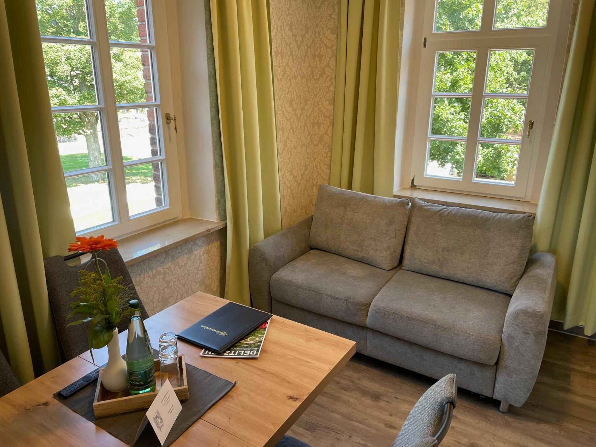 Appartments Zur Schlosswache Delitzsch Buitenkant foto